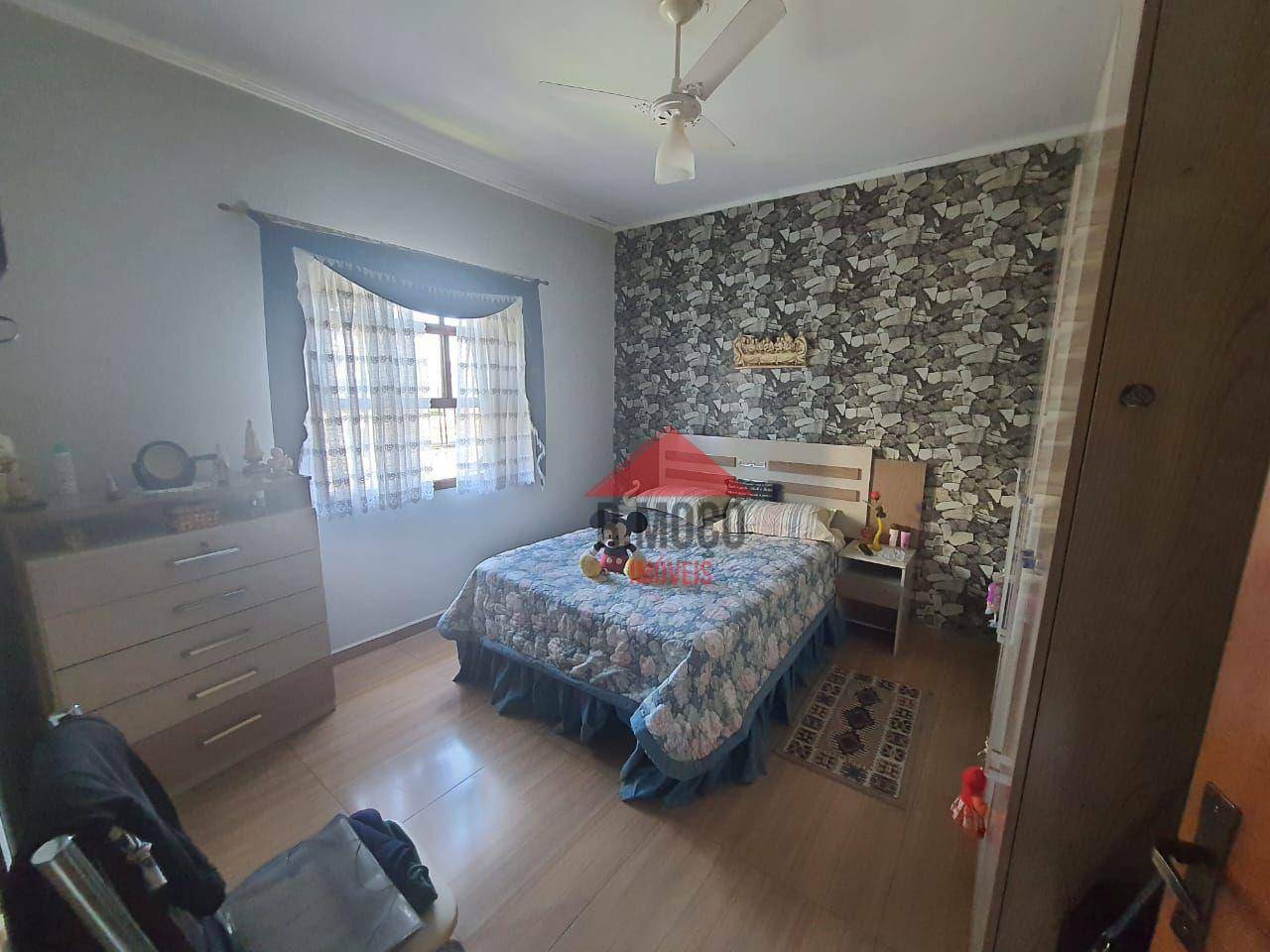 Casa à venda com 3 quartos, 77m² - Foto 29