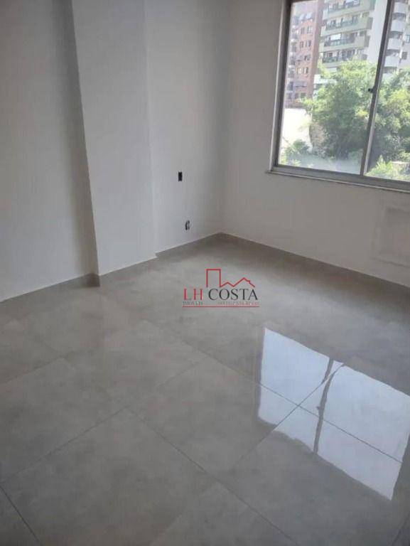 Apartamento à venda com 2 quartos, 70m² - Foto 5