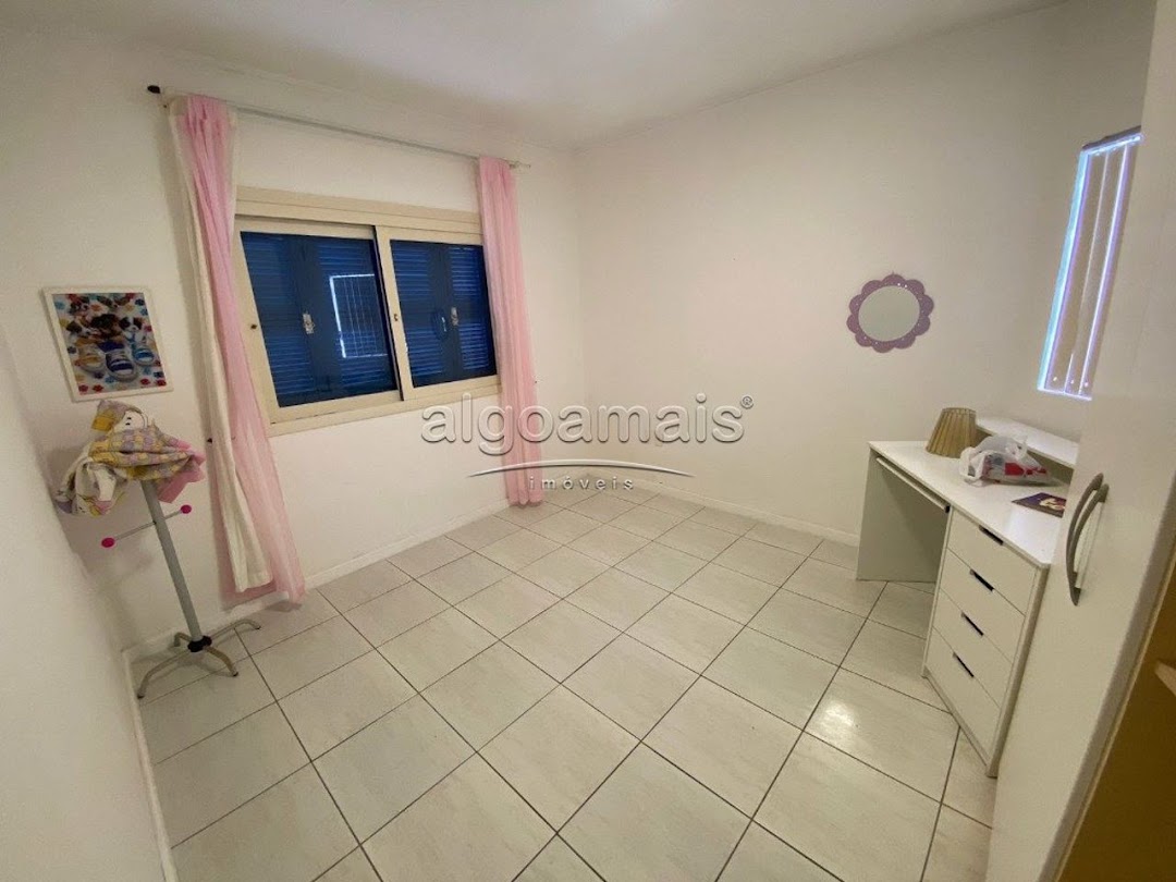 Casa à venda com 3 quartos, 190m² - Foto 13