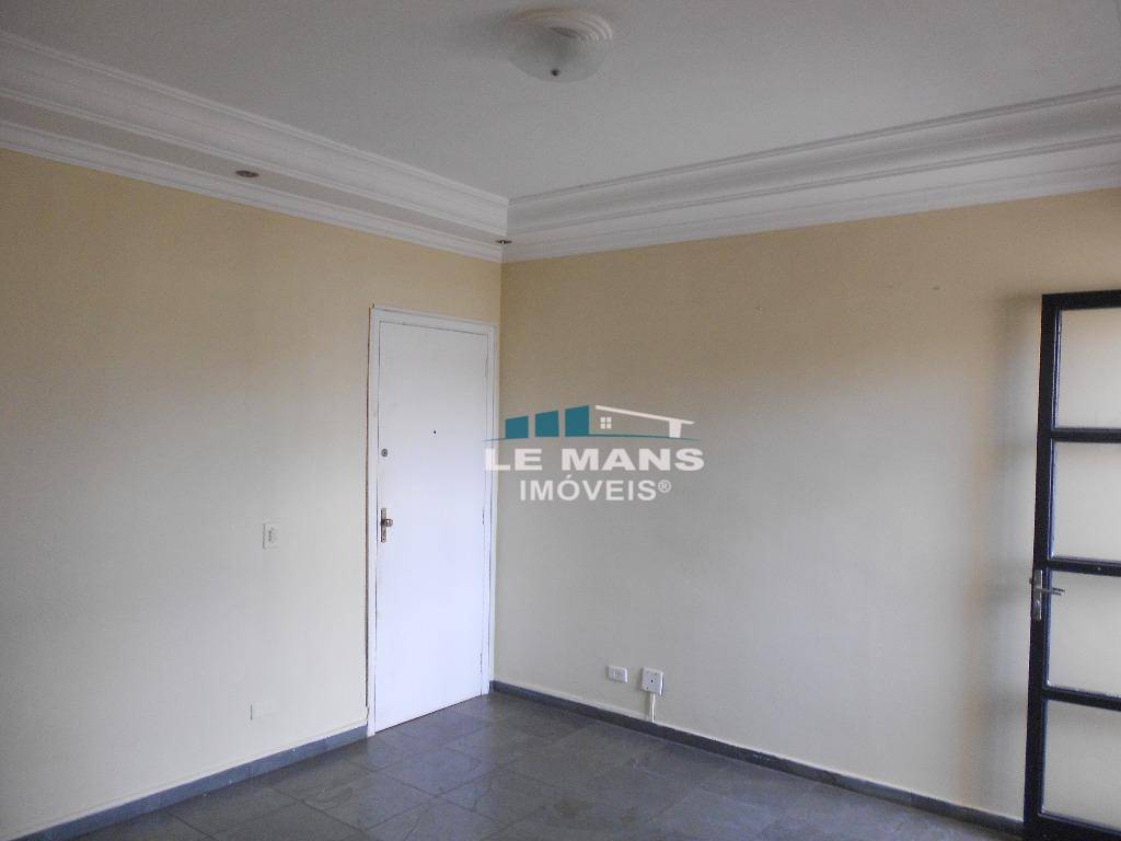 Apartamento à venda com 2 quartos, 54m² - Foto 2