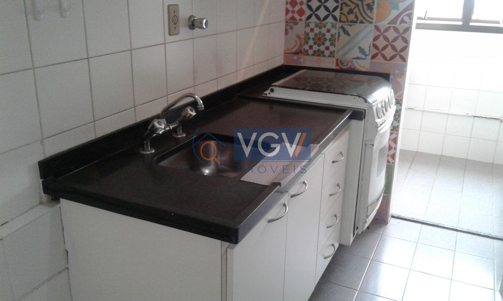 Apartamento para alugar com 2 quartos, 58m² - Foto 4