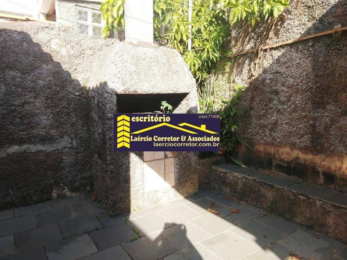 Casa à venda com 3 quartos, 131m² - Foto 4