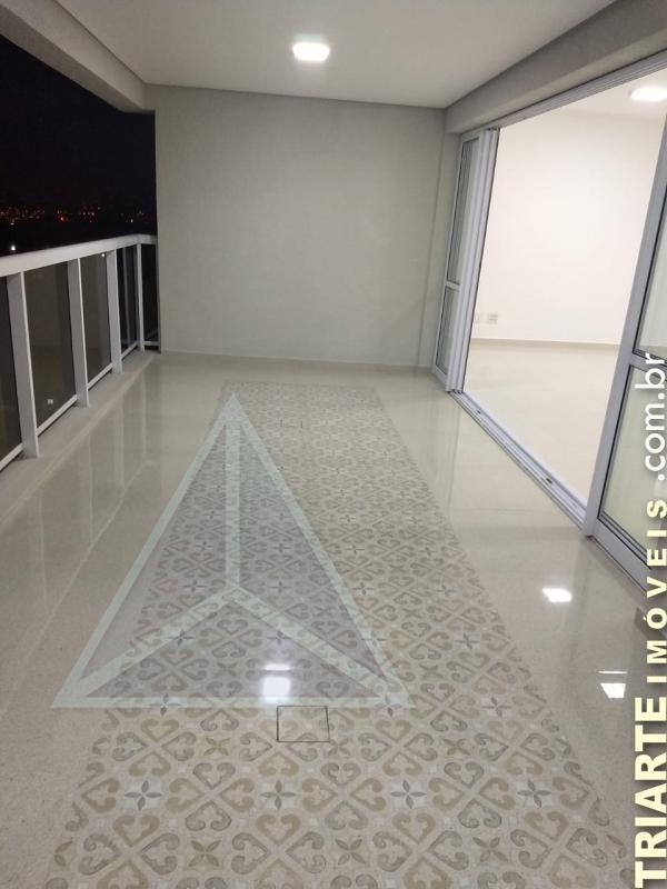 Apartamento para alugar com 3 quartos, 170m² - Foto 21