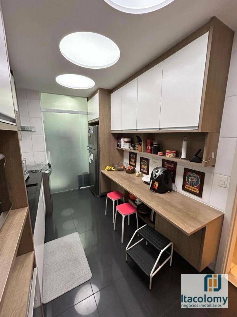 Apartamento à venda com 3 quartos, 133m² - Foto 11