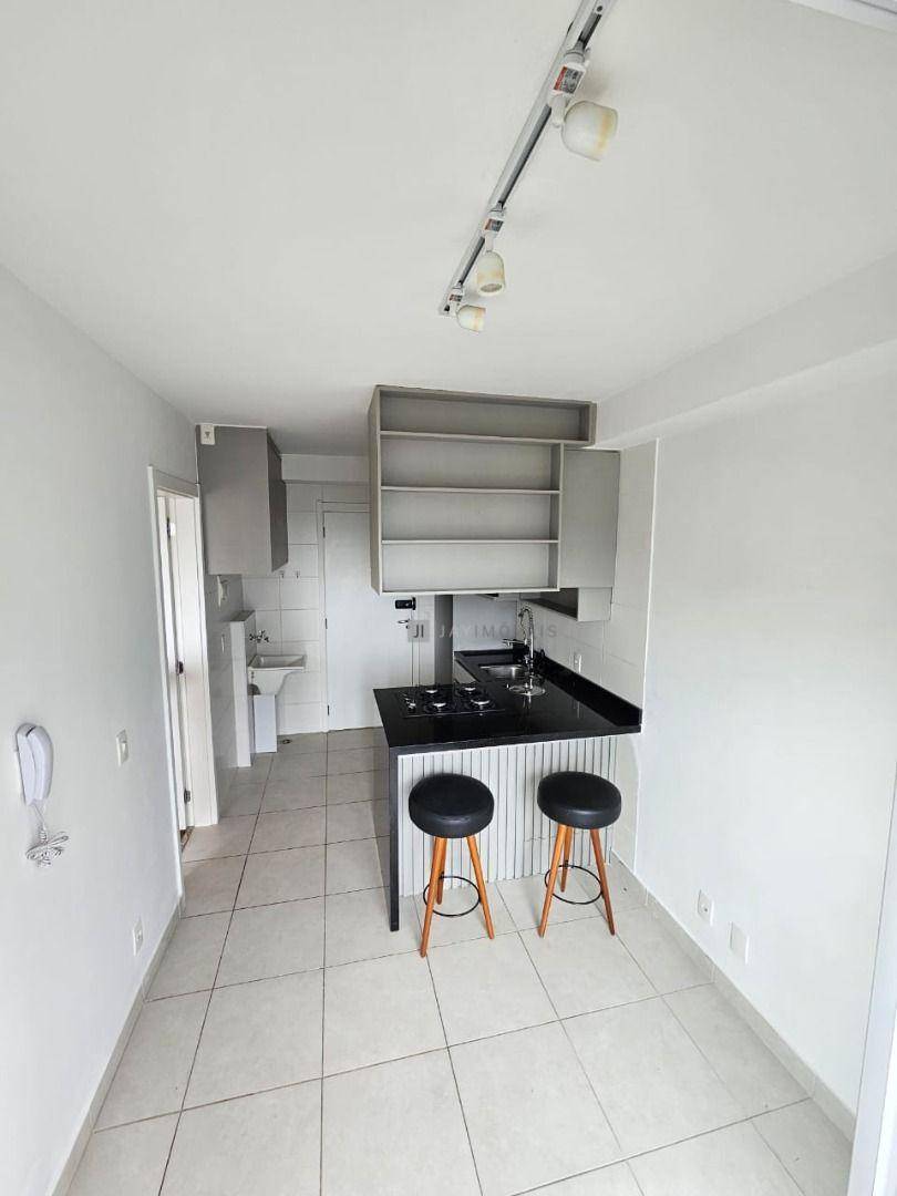 Apartamento para alugar com 1 quarto, 27m² - Foto 3