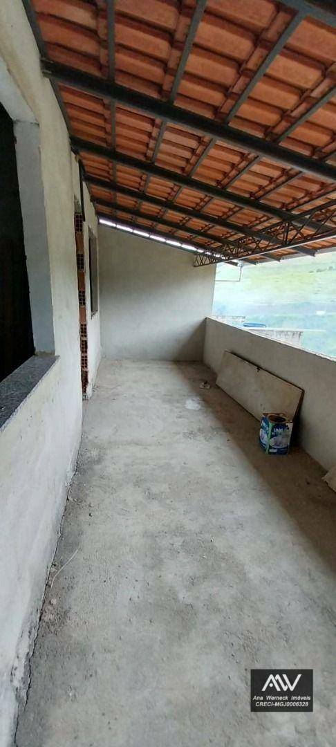 Casa à venda com 4 quartos, 300m² - Foto 26