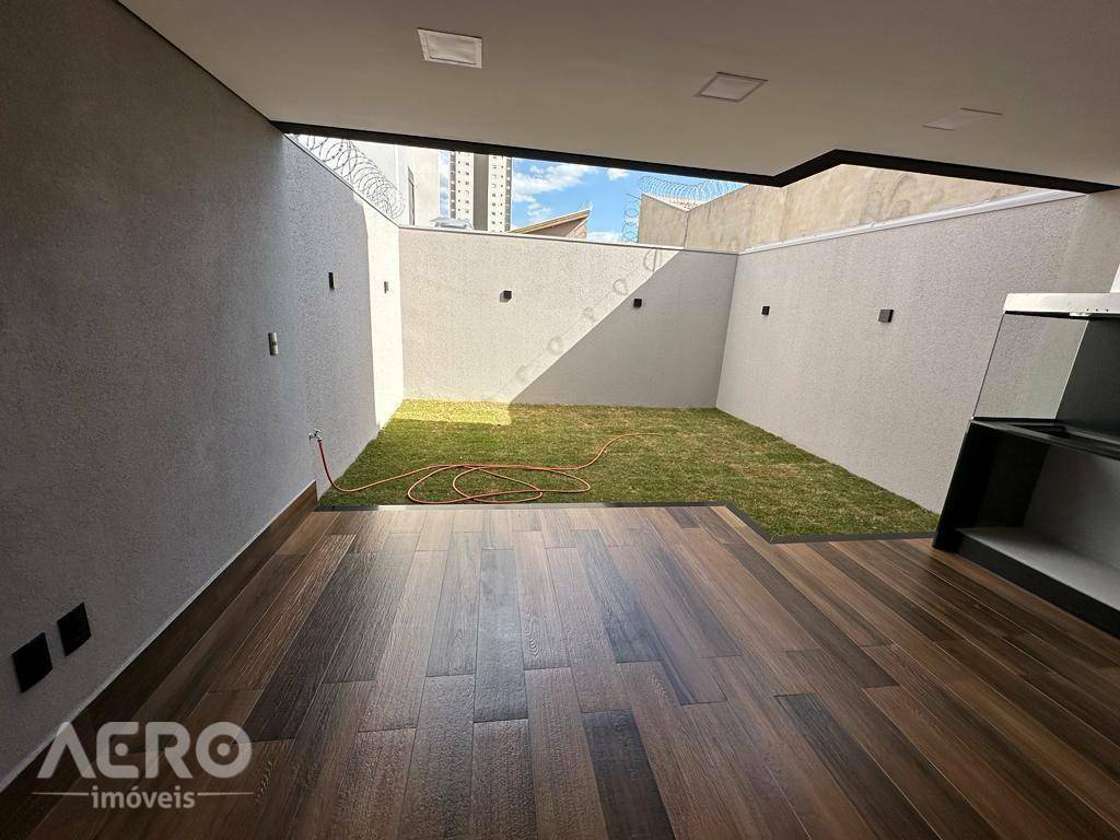 Casa à venda com 3 quartos, 158m² - Foto 24