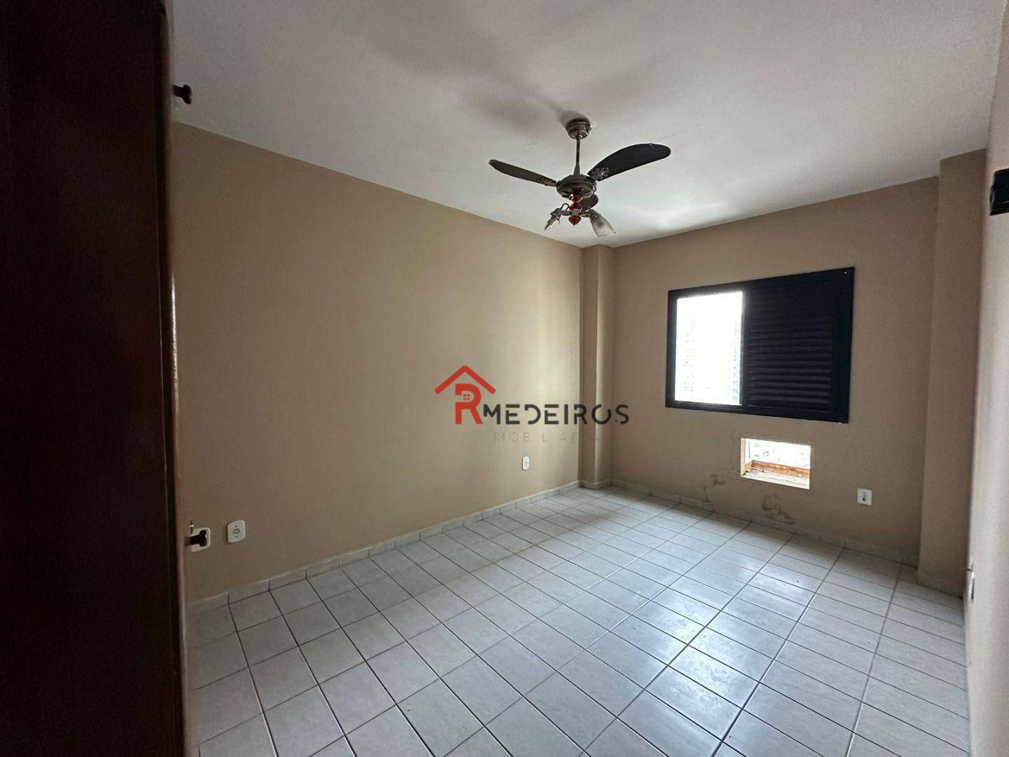 Apartamento à venda com 1 quarto, 49m² - Foto 12