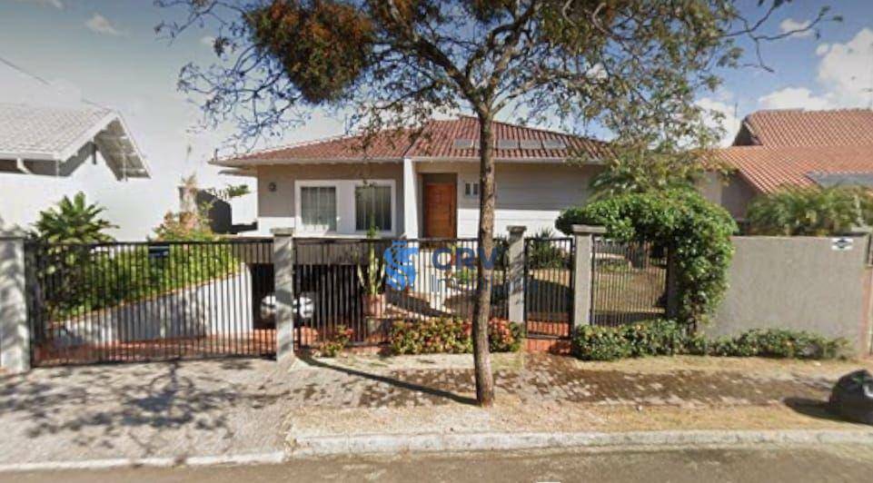 Casa à venda com 5 quartos, 375m² - Foto 1