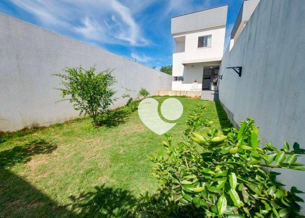 Casa à venda com 2 quartos, 140m² - Foto 12