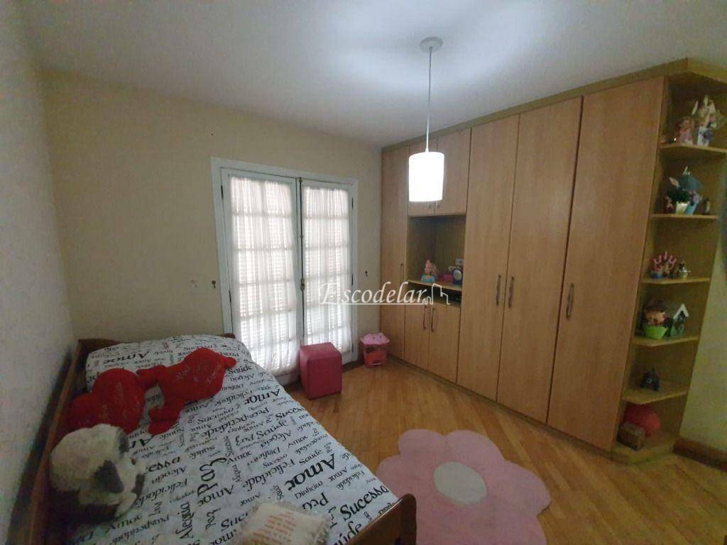 Sobrado à venda com 3 quartos, 228m² - Foto 19