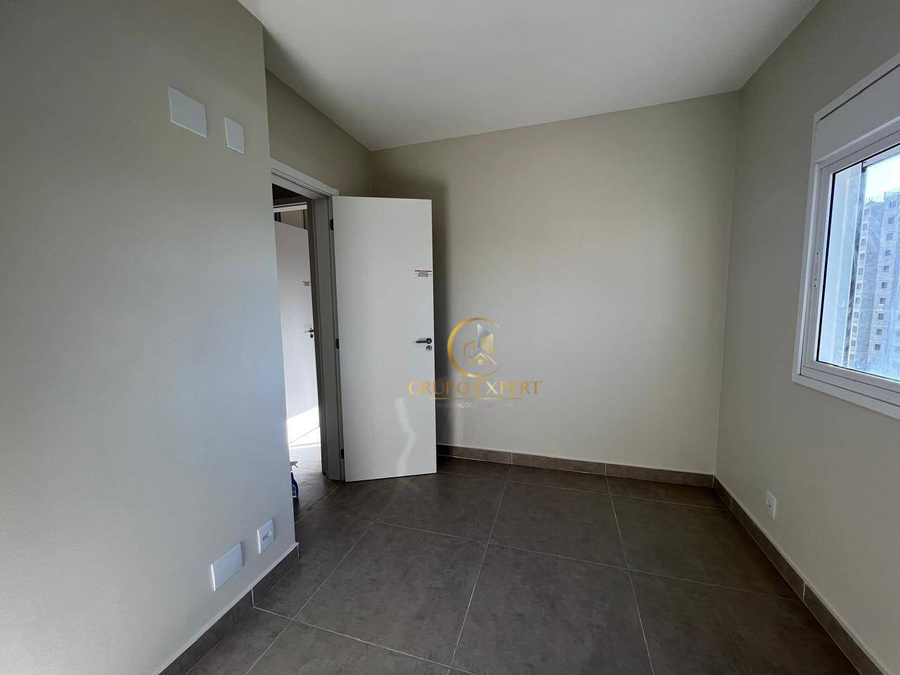 Apartamento à venda com 2 quartos, 55m² - Foto 4