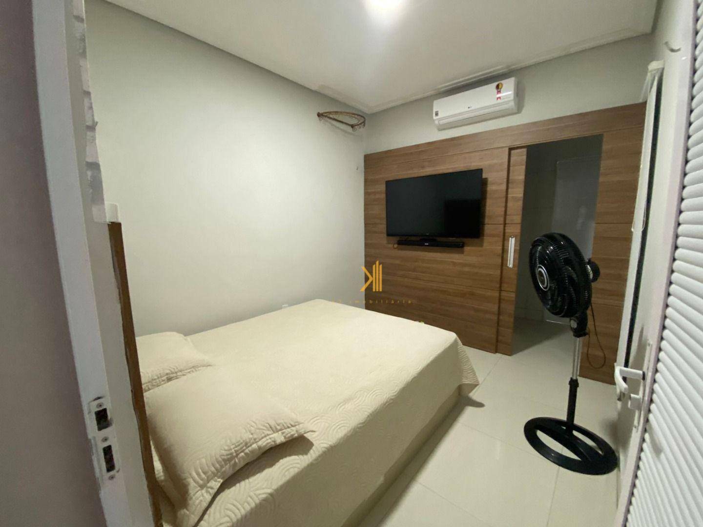 Casa à venda com 2 quartos, 49m² - Foto 3