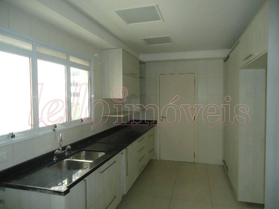 Apartamento à venda com 3 quartos, 198m² - Foto 15