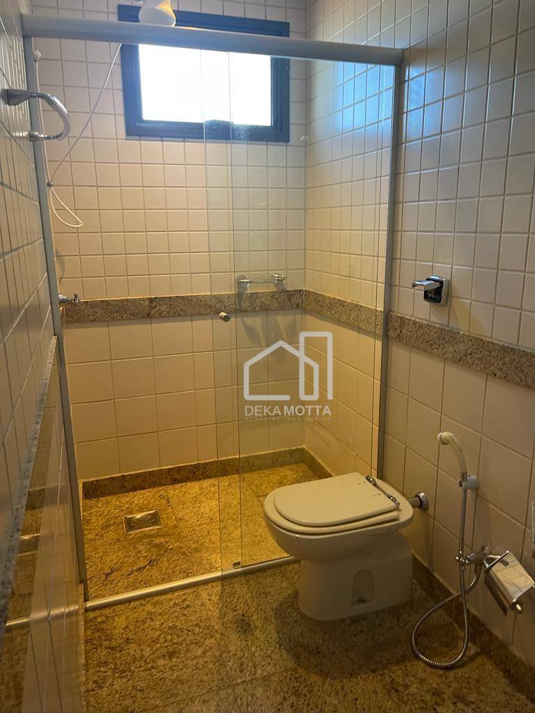 Apartamento à venda com 4 quartos, 208m² - Foto 3