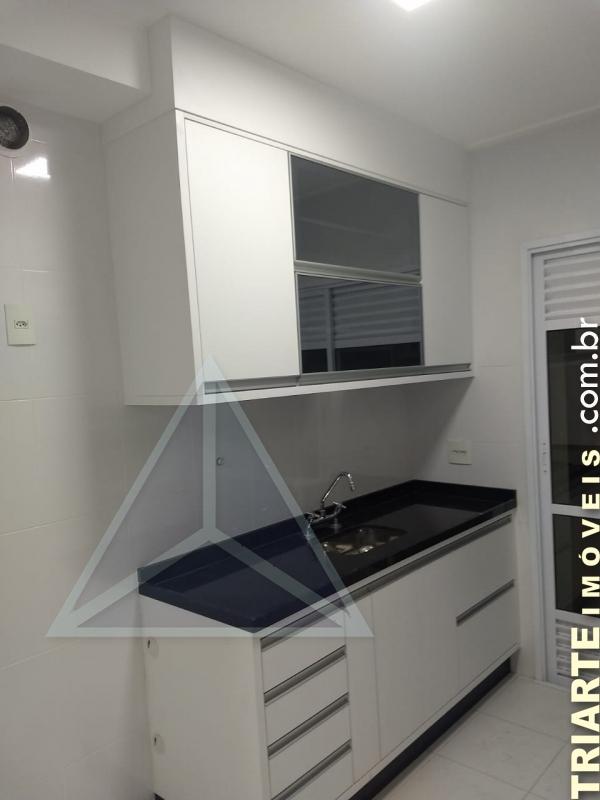 Apartamento para alugar com 3 quartos, 170m² - Foto 13