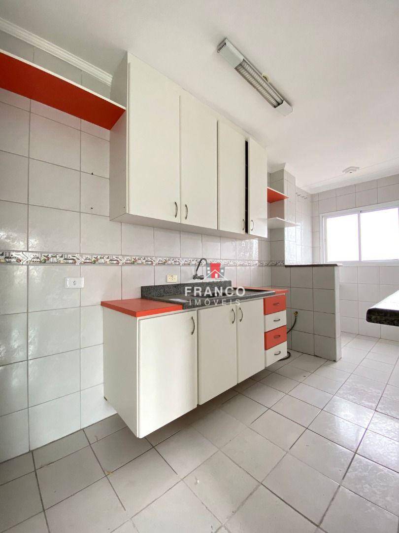 Apartamento à venda com 1 quarto, 38m² - Foto 6