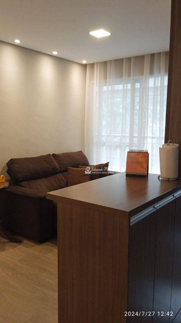 Apartamento à venda com 2 quartos, 65m² - Foto 4