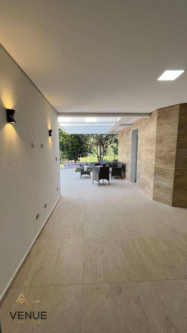 Casa de Condomínio à venda com 3 quartos, 220m² - Foto 37