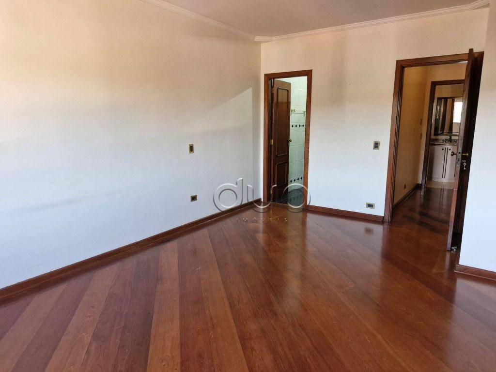 Casa à venda com 3 quartos, 224m² - Foto 11