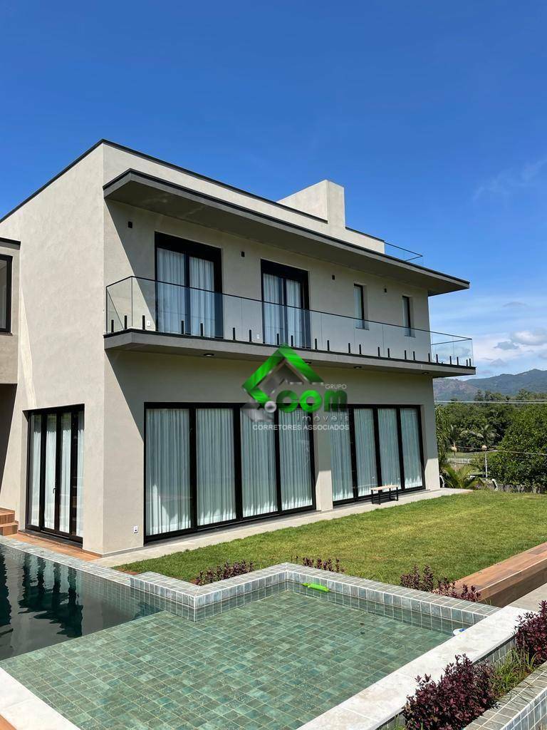 Casa de Condomínio para alugar com 4 quartos, 435m² - Foto 13