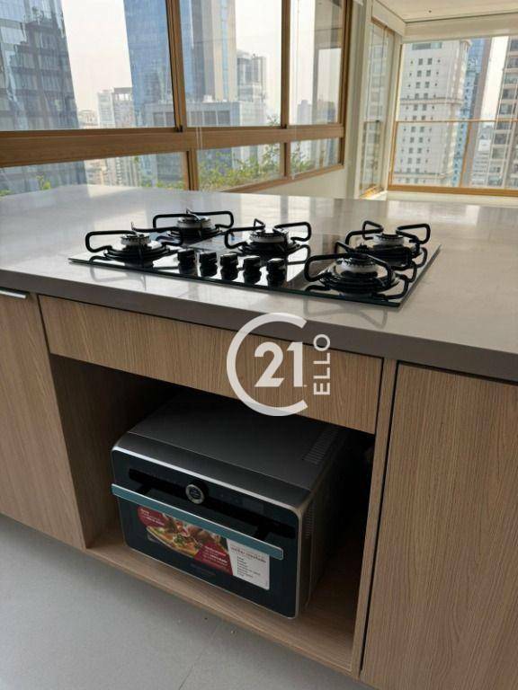 Apartamento para alugar com 3 quartos, 147m² - Foto 7