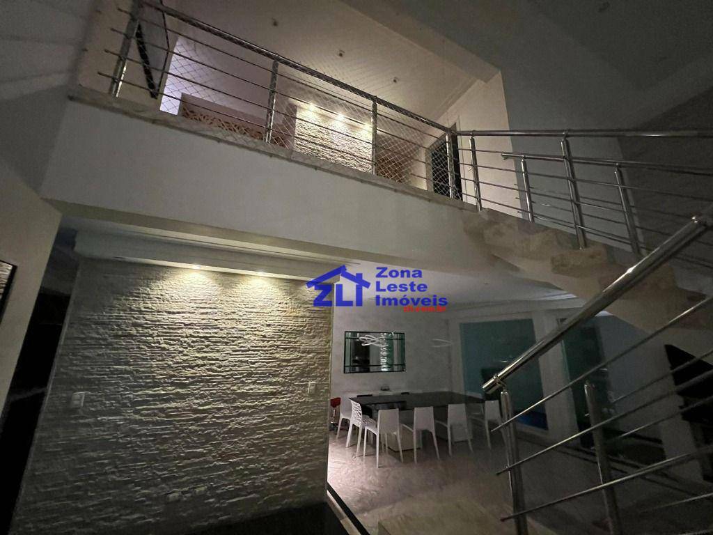 Sobrado à venda com 4 quartos, 350m² - Foto 60