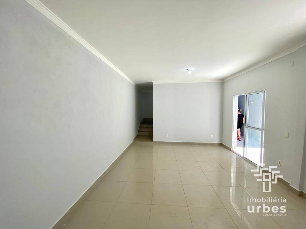 Casa à venda com 4 quartos, 176m² - Foto 18