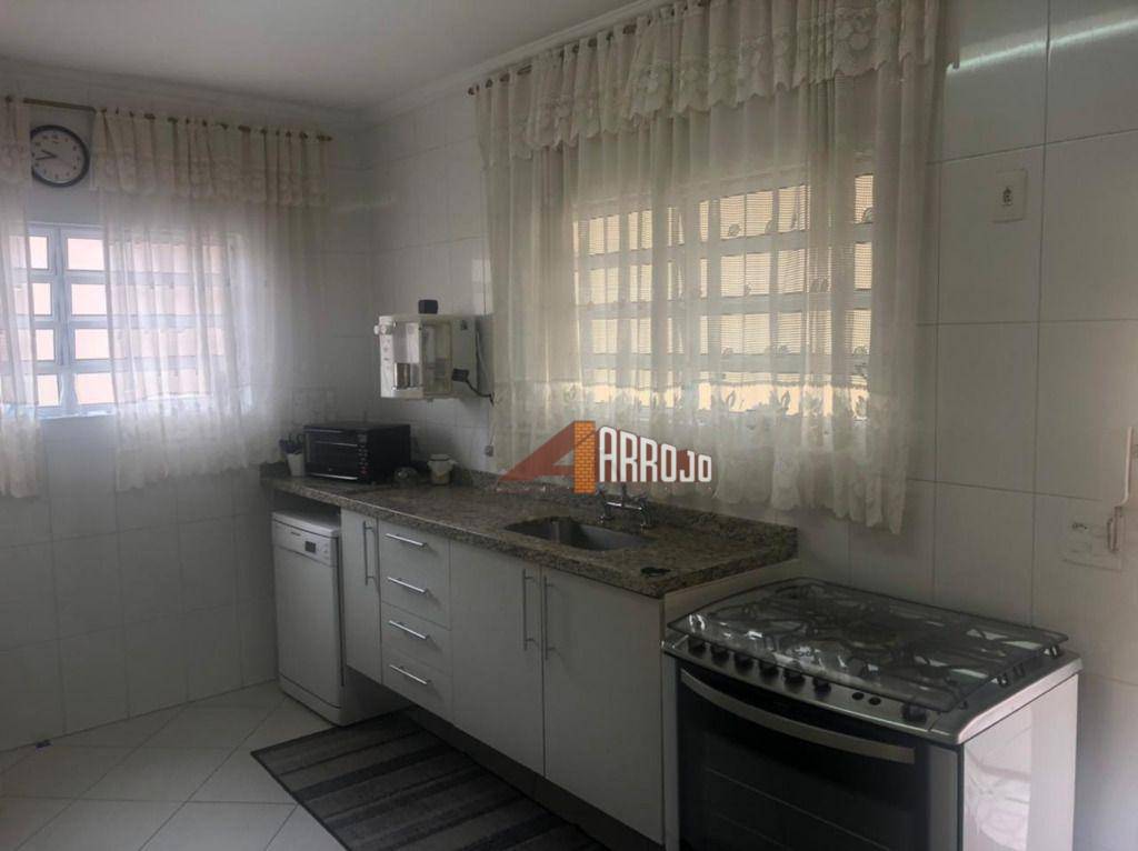 Sobrado à venda com 4 quartos, 132m² - Foto 20