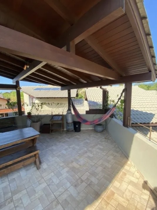 Casa para alugar com 3 quartos, 350m² - Foto 21