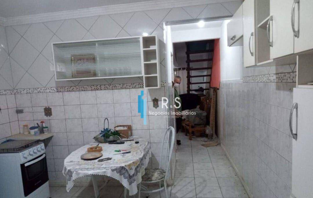 Casa à venda com 7 quartos, 210m² - Foto 20