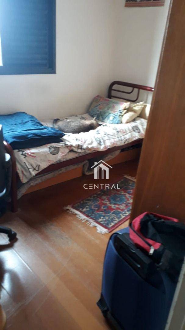 Apartamento à venda com 3 quartos, 75m² - Foto 18