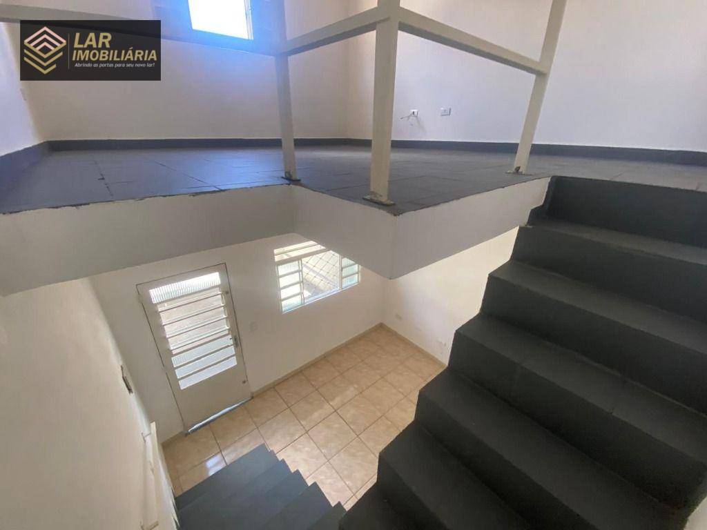 Casa para alugar com 1 quarto, 45m² - Foto 42