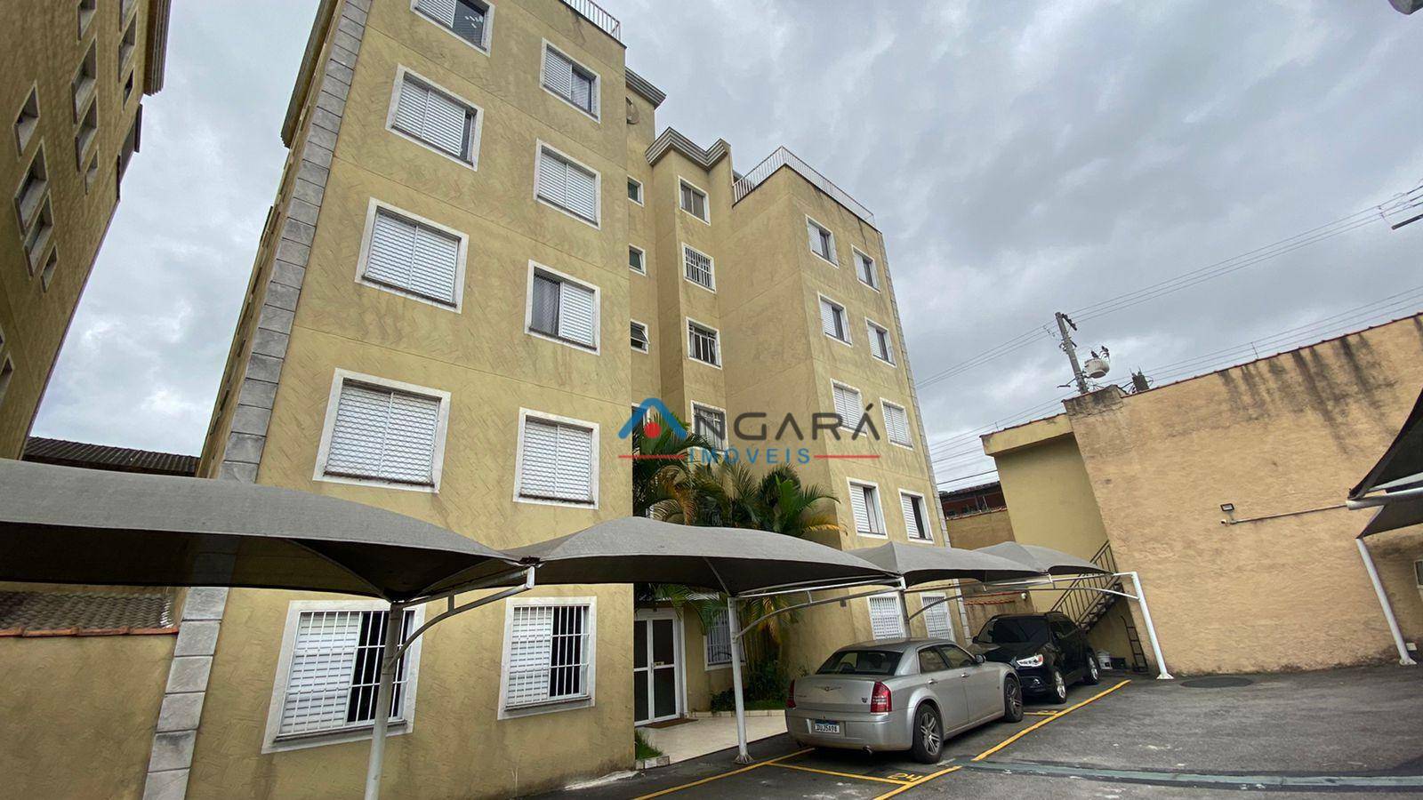 Apartamento à venda com 3 quartos, 83m² - Foto 2