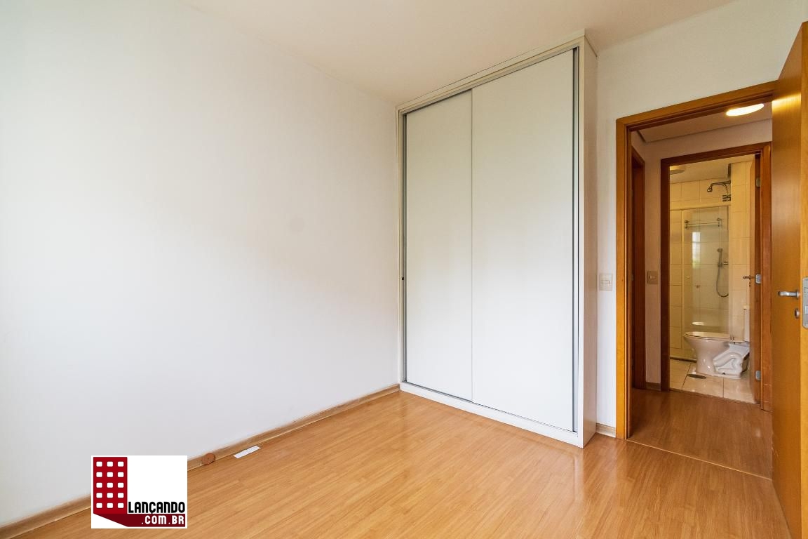 Apartamento à venda com 3 quartos, 112m² - Foto 3