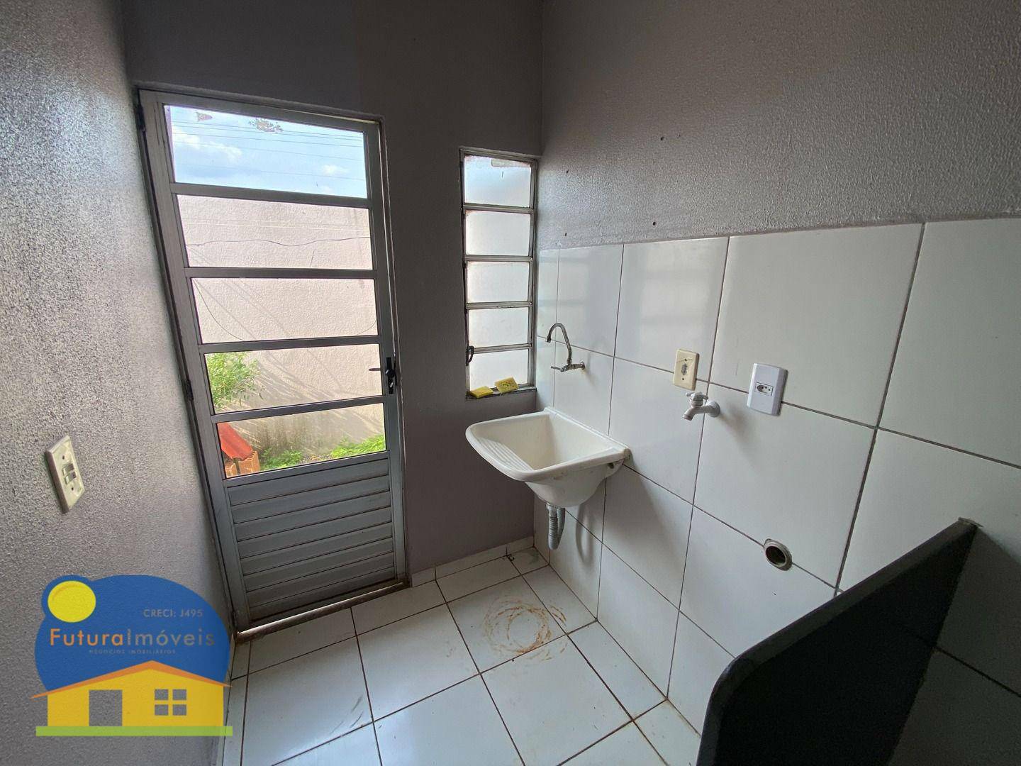 Casa de Condomínio para alugar com 2 quartos, 64m² - Foto 9