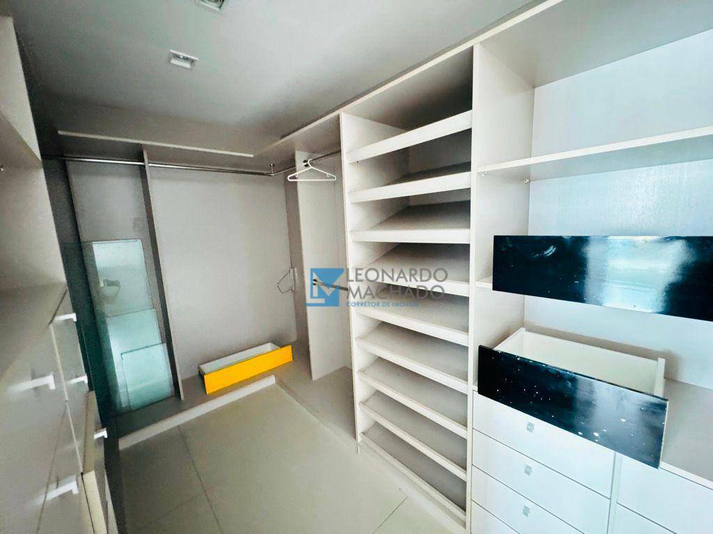 Apartamento à venda com 3 quartos, 217m² - Foto 22