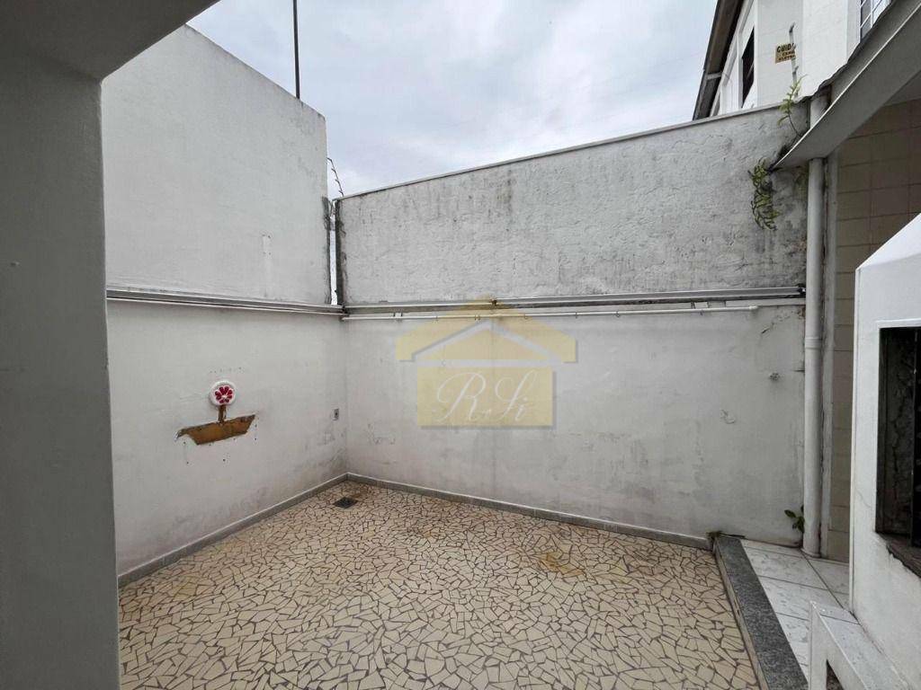 Sobrado para alugar com 3 quartos, 210m² - Foto 24