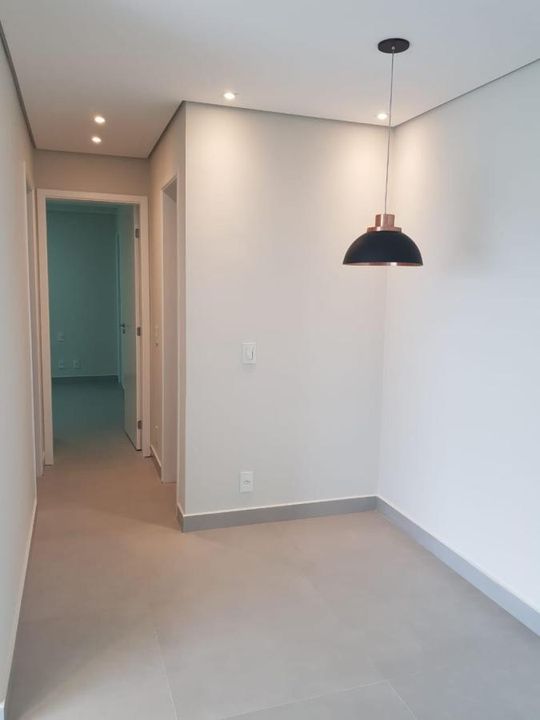 Apartamento à venda com 2 quartos, 61m² - Foto 2