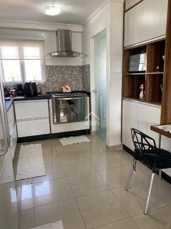 Apartamento à venda com 3 quartos, 121m² - Foto 7