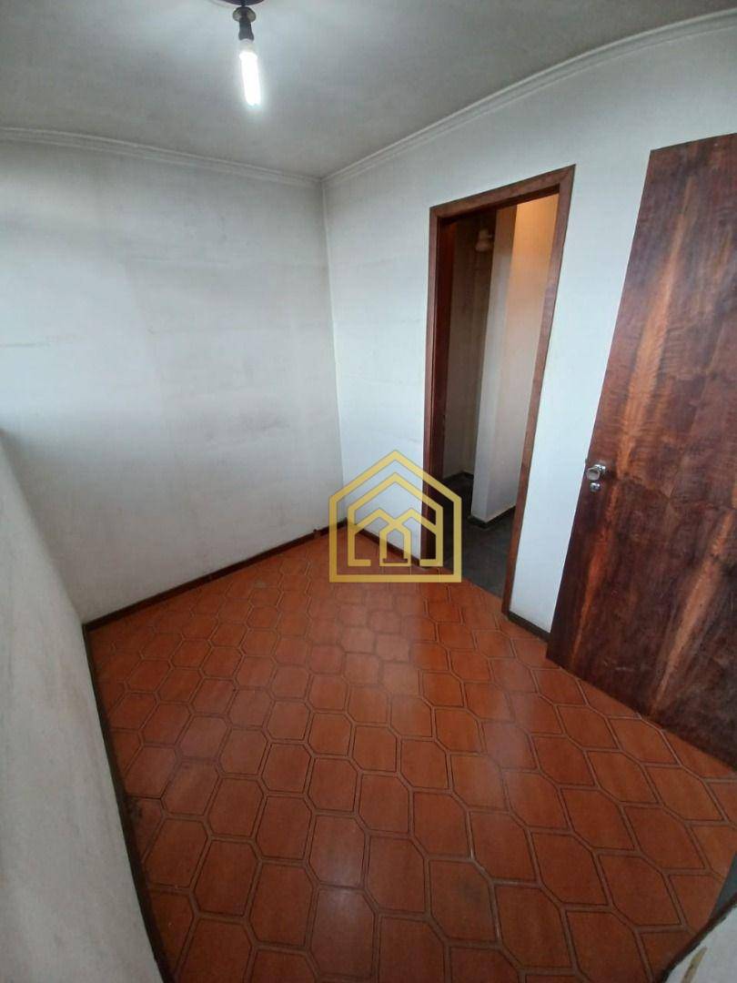 Apartamento à venda com 4 quartos, 176m² - Foto 15