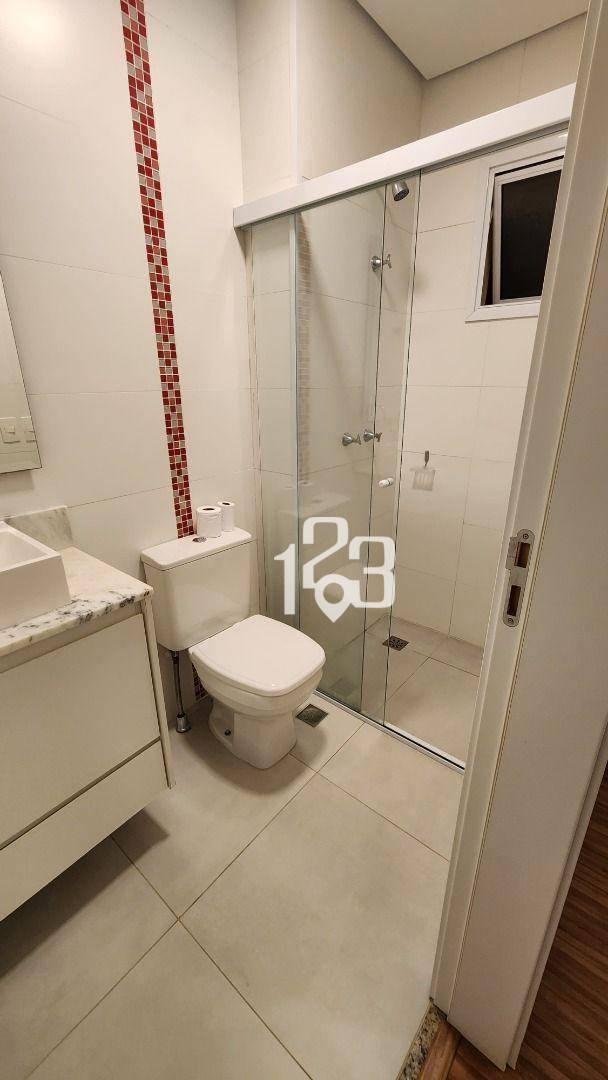 Apartamento para alugar com 2 quartos, 68m² - Foto 7