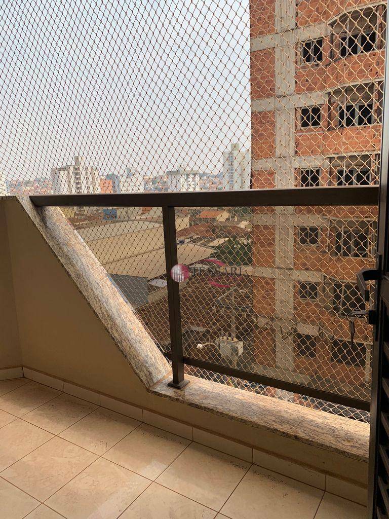 Apartamento para alugar com 3 quartos, 126m² - Foto 10