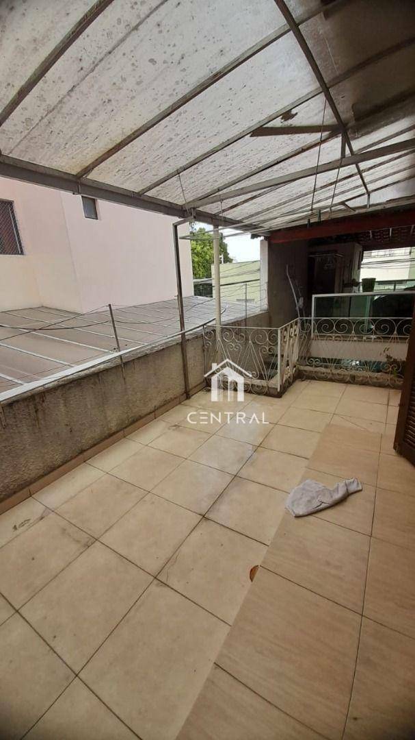 Sobrado à venda com 5 quartos, 500m² - Foto 42