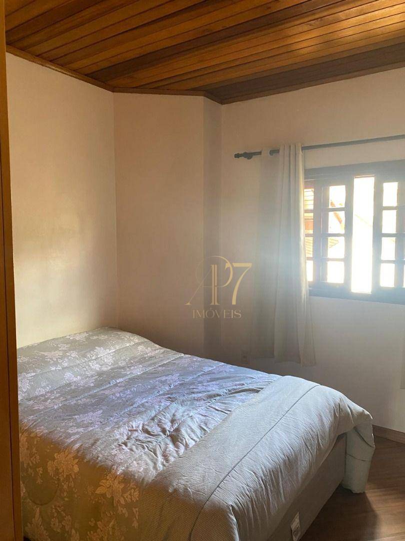 Casa de Condomínio à venda com 3 quartos, 240m² - Foto 25