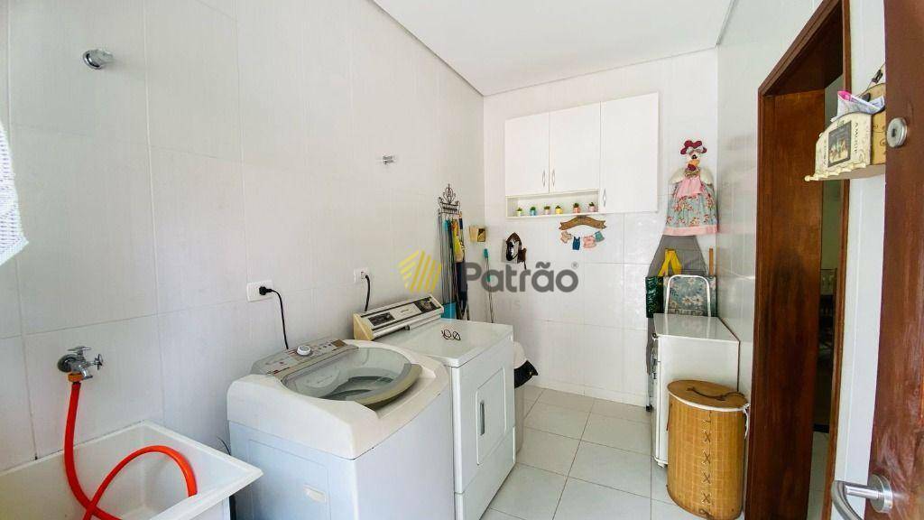 Casa à venda com 3 quartos, 474m² - Foto 40