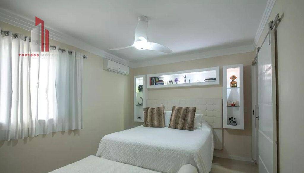 Casa à venda com 3 quartos, 174m² - Foto 12