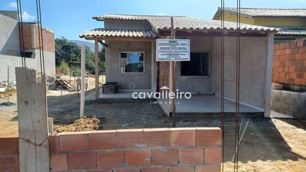 Casa à venda com 3 quartos, 102m² - Foto 2