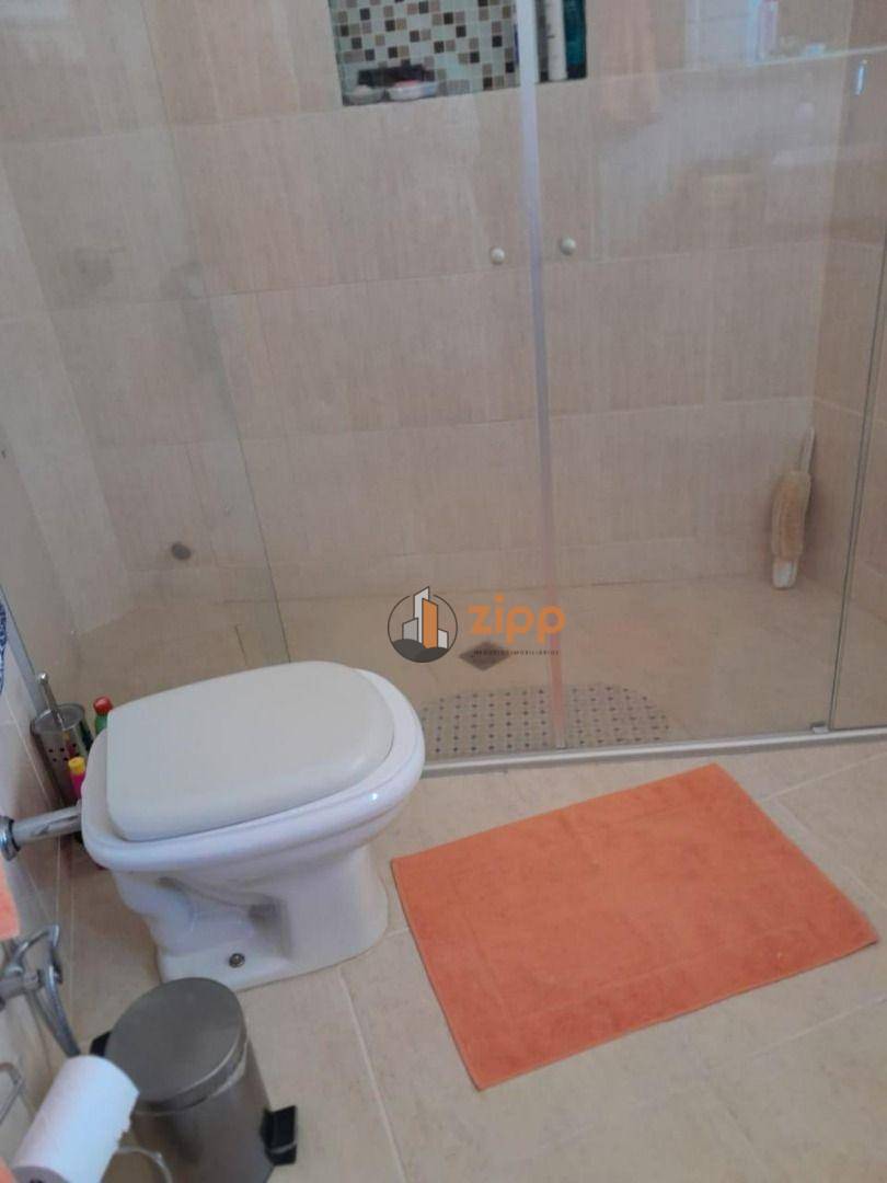 Sobrado à venda com 3 quartos, 200m² - Foto 17