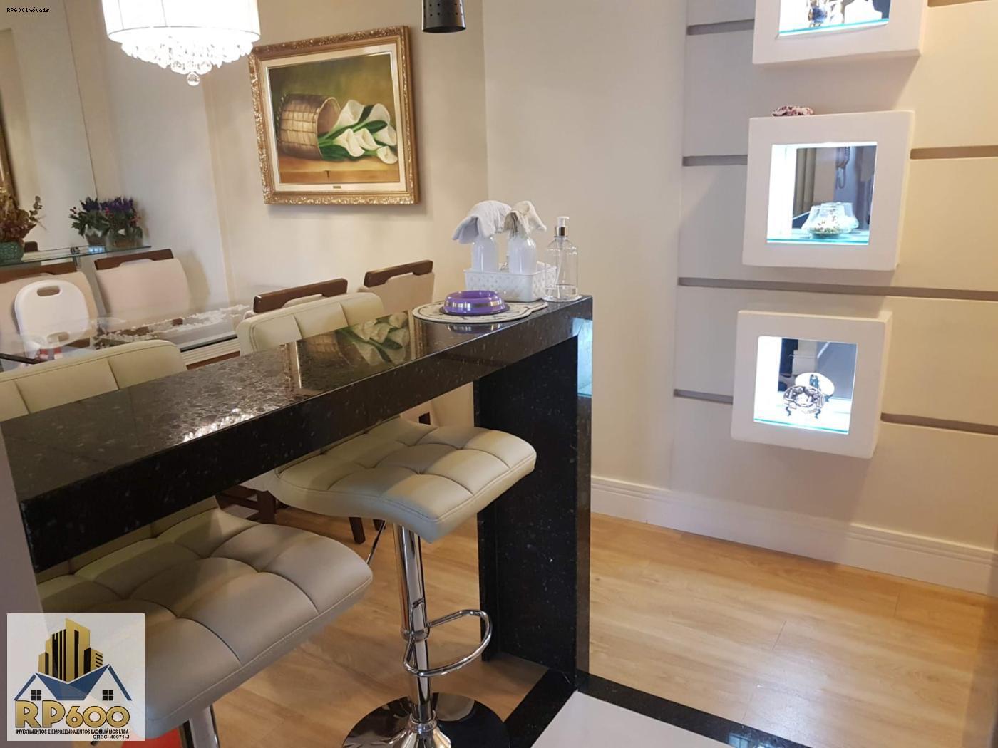 Apartamento à venda com 2 quartos, 70m² - Foto 5